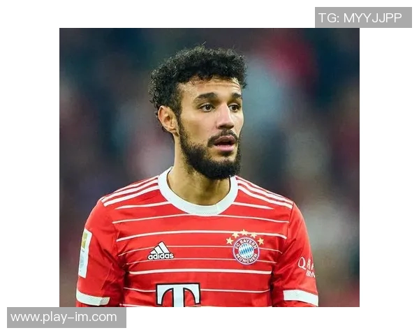 多家欧洲豪门争抢曼城后卫斯通斯米兰拜仁马竞均在列